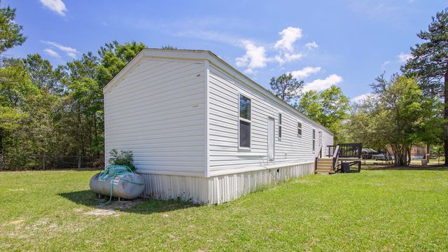143 Honeysuckle Street, Defuniak Springs, FL 32433