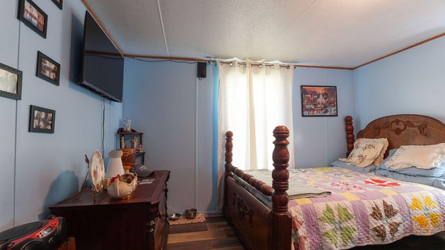 143 Honeysuckle Street, Defuniak Springs, FL 32433