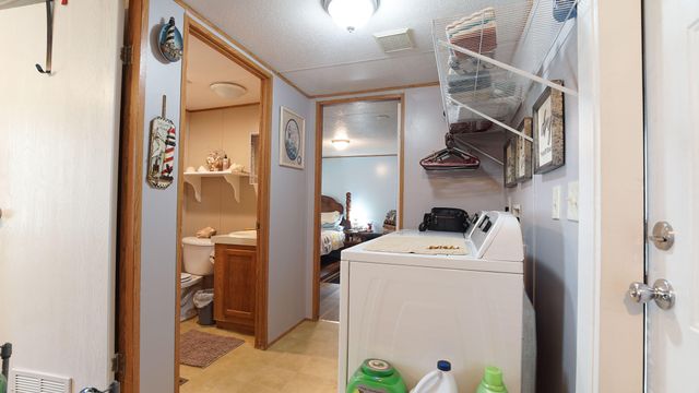 143 Honeysuckle Street, Defuniak Springs, FL 32433