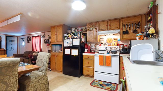 143 Honeysuckle Street, Defuniak Springs, FL 32433