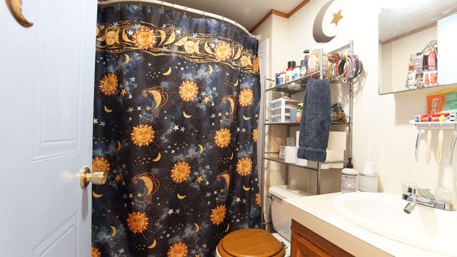 143 Honeysuckle Street, Defuniak Springs, FL 32433