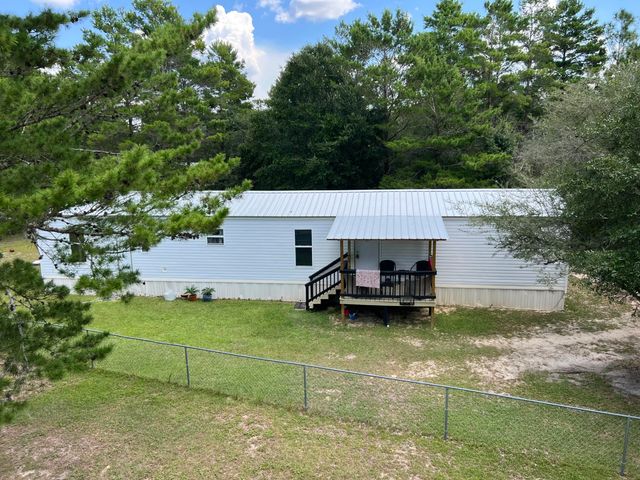 143 Honeysuckle Street, Defuniak Springs, FL 32433