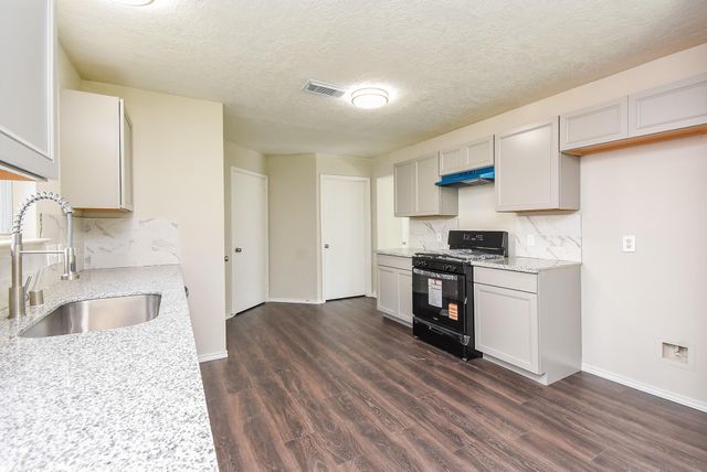 13138 Cherryglade Court, Houston, TX 77044