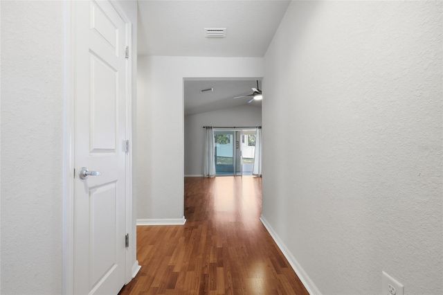 306 STONEPOINT LANE, Lady Lake, FL 32159