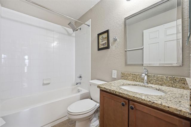306 STONEPOINT LANE, Lady Lake, FL 32159