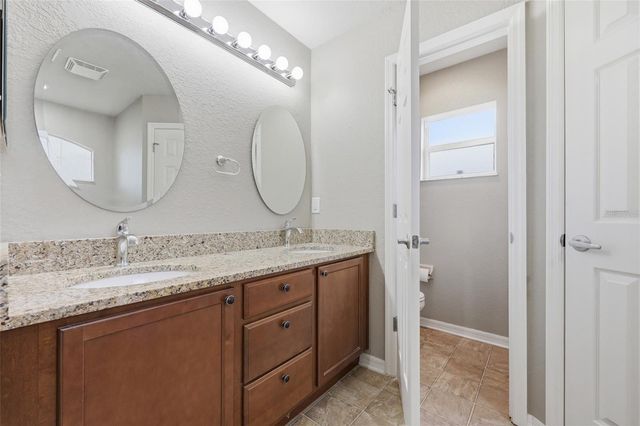 306 STONEPOINT LANE, Lady Lake, FL 32159