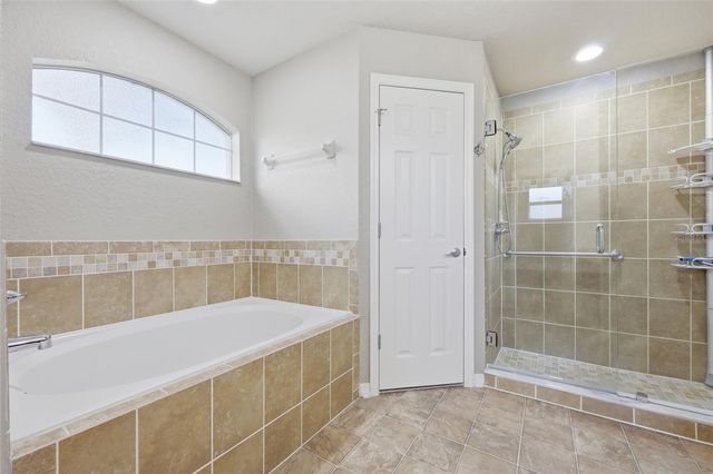 306 STONEPOINT LANE, Lady Lake, FL 32159