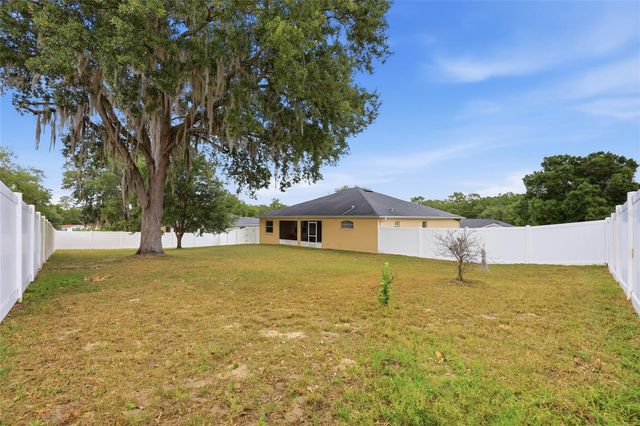306 STONEPOINT LANE, Lady Lake, FL 32159