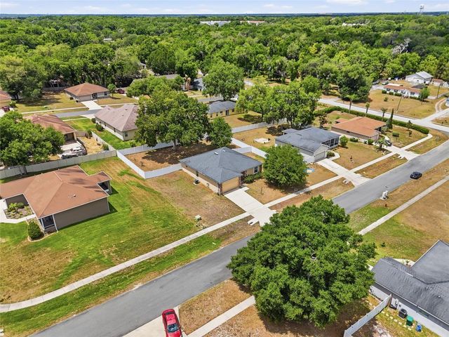 306 STONEPOINT LANE, Lady Lake, FL 32159