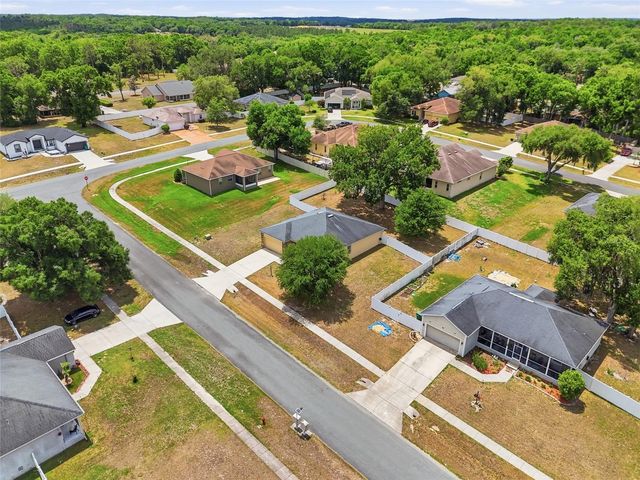 306 STONEPOINT LANE, Lady Lake, FL 32159