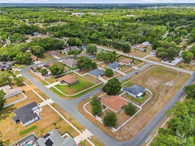 306 STONEPOINT LANE, Lady Lake, FL 32159
