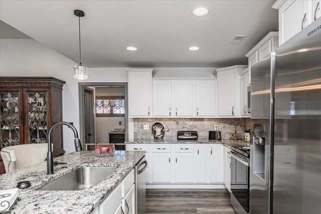 4900 DEMOCRACY DR, Ashland, MO 65010