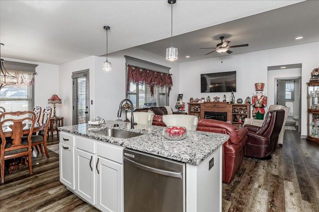 4900 DEMOCRACY DR, Ashland, MO 65010