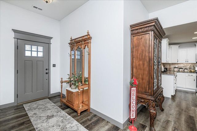 4900 DEMOCRACY DR, Ashland, MO 65010