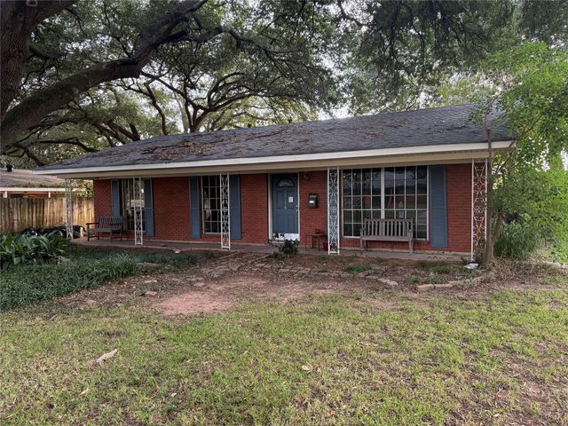 2714 Wendy Lane, Shreveport, LA 71104
