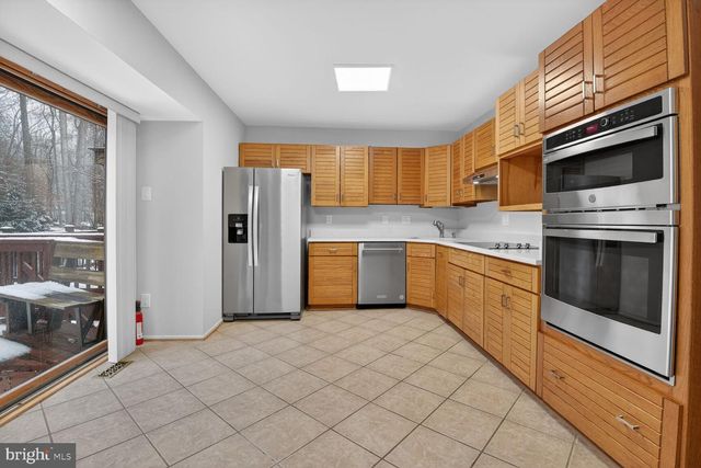 10949 WHITERIM DR, Potomac, MD 20854