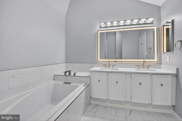 10949 WHITERIM DR, Potomac, MD 20854