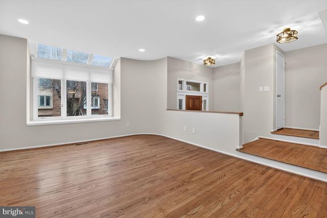 10949 WHITERIM DR, Potomac, MD 20854