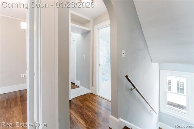 1586 W Troy Street, Ferndale, MI 48220