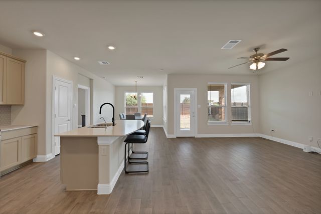 10401 Table Bluff Street, Aubrey, TX 76227