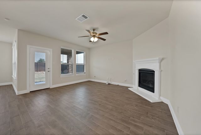 10401 Table Bluff Street, Aubrey, TX 76227