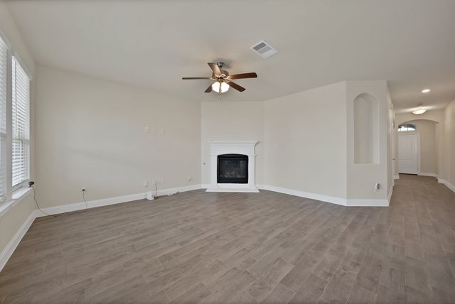 10401 Table Bluff Street, Aubrey, TX 76227
