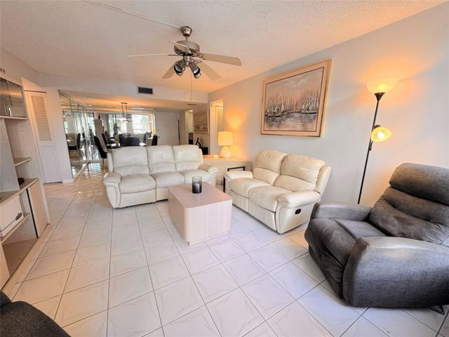 7950 W Mcnab Rd 203, Tamarac, FL 33321