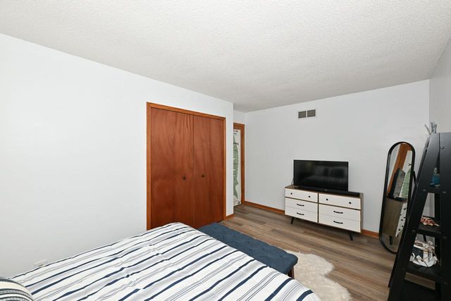 1021 Eton COURT, Hartland, WI 53029