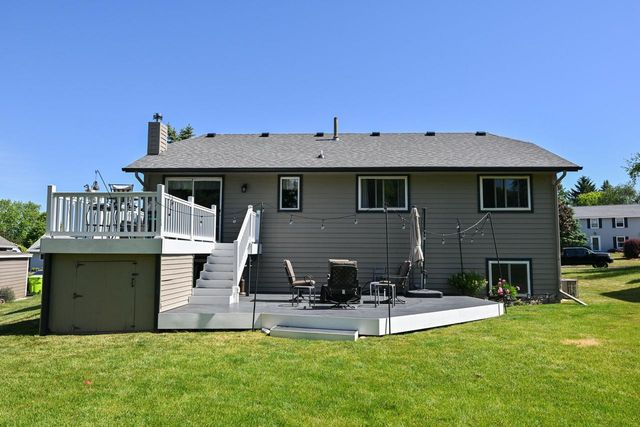 1021 Eton COURT, Hartland, WI 53029