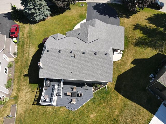 1021 Eton COURT, Hartland, WI 53029