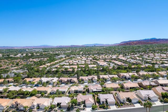 10409 Longwood Drive, Las Vegas, NV 89134