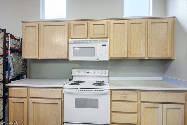 10409 Longwood Drive, Las Vegas, NV 89134