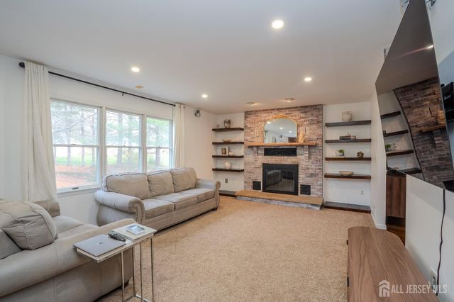 1545 Edly Cove Court, North Brunswick, NJ 08902