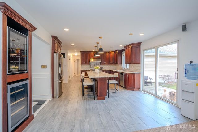 1545 Edly Cove Court, North Brunswick, NJ 08902