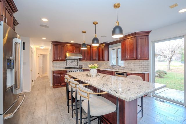 1545 Edly Cove Court, North Brunswick, NJ 08902