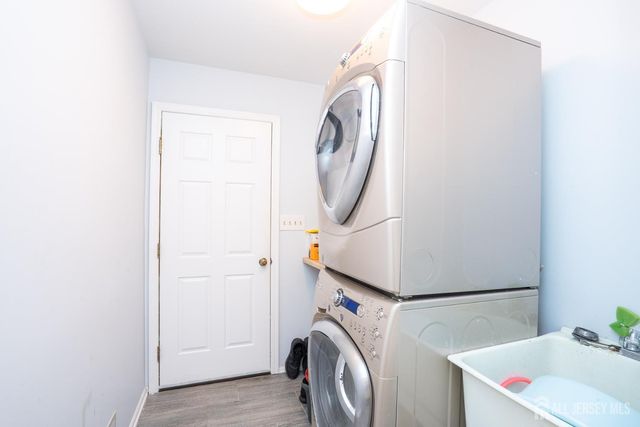 1545 Edly Cove Court, North Brunswick, NJ 08902