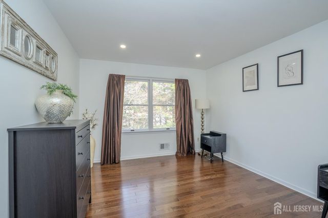 1545 Edly Cove Court, North Brunswick, NJ 08902