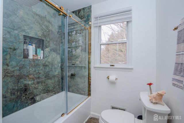 1545 Edly Cove Court, North Brunswick, NJ 08902