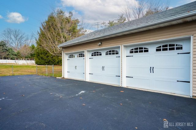 1545 Edly Cove Court, North Brunswick, NJ 08902