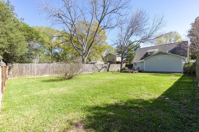 504 Percival Street A, Tomball, TX 77375