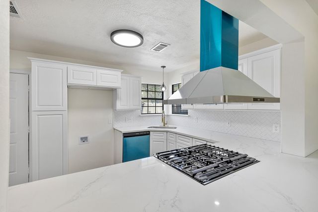 504 Percival Street A, Tomball, TX 77375