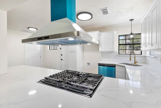 504 Percival Street A, Tomball, TX 77375