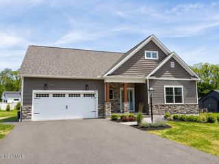 2802 Phillips Road, East Greenbush, NY 12033