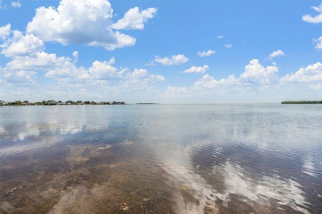2118 HARBOUR WATCH DRIVE, Tarpon Springs, FL 34689