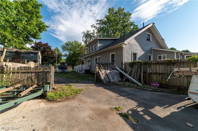 224 Meadowbrook Avenue, Boardman, OH 44512