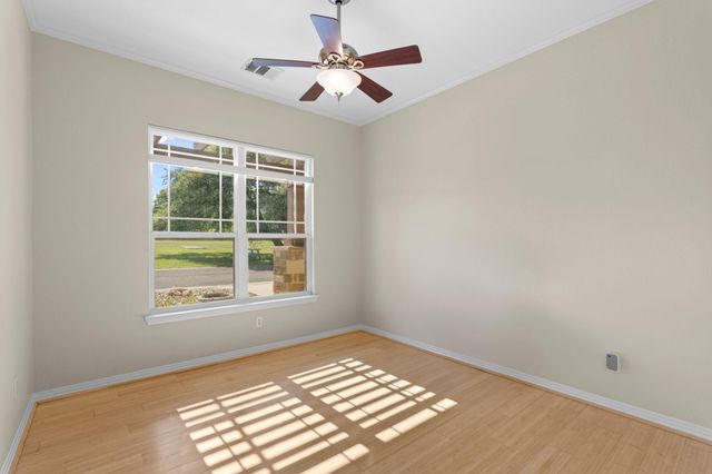 107 Kandi LN, Sunrise Beach, TX 78643