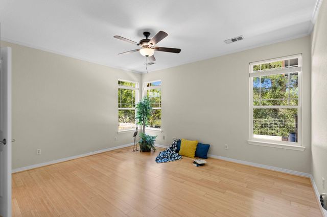 107 Kandi LN, Sunrise Beach, TX 78643