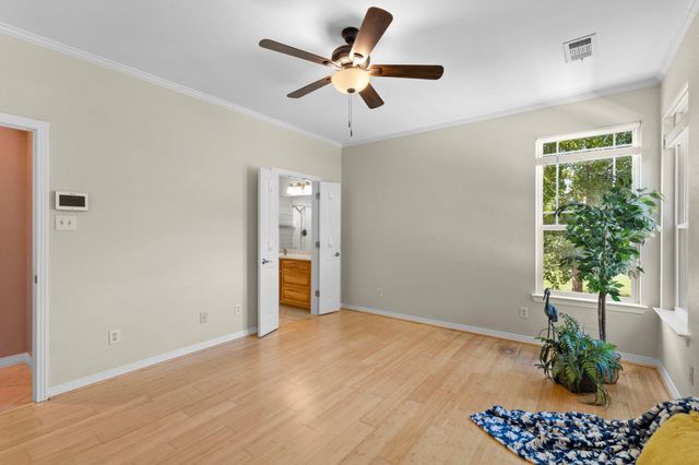 107 Kandi LN, Sunrise Beach, TX 78643