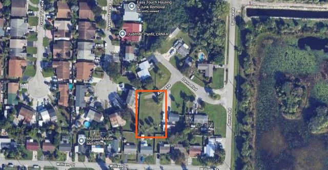 000 URANUS Terrace, West Palm Beach, FL 33403