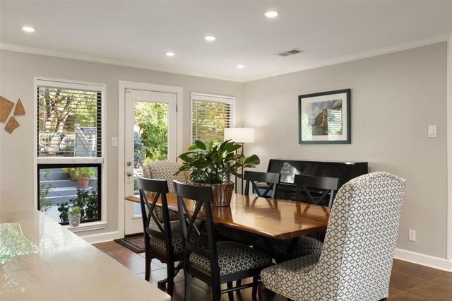 5206 Backtrail DR, Austin, TX 78731